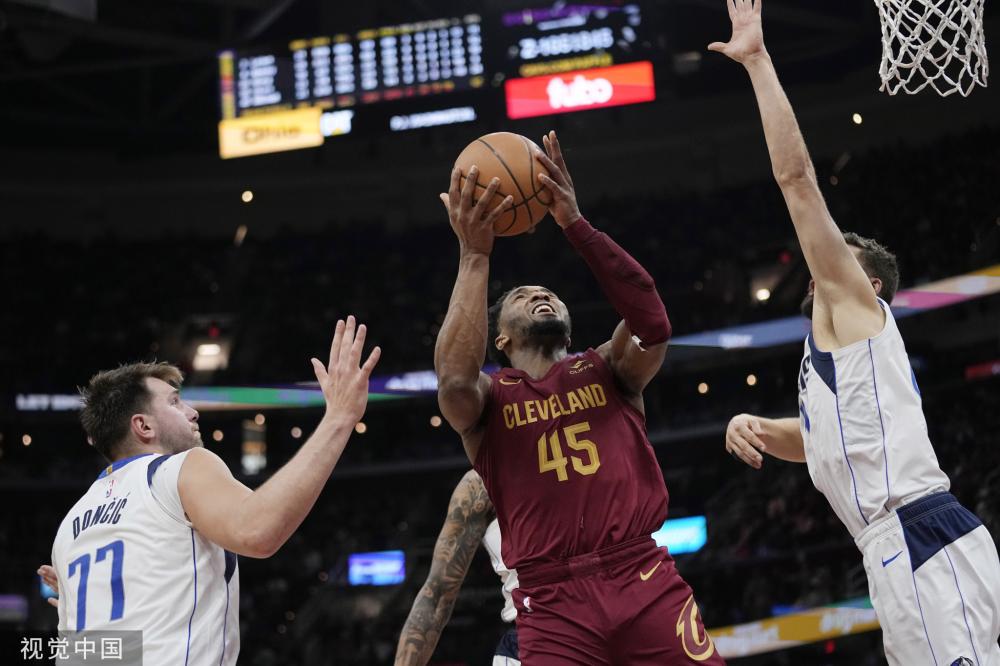 们在中前场 们在中前场