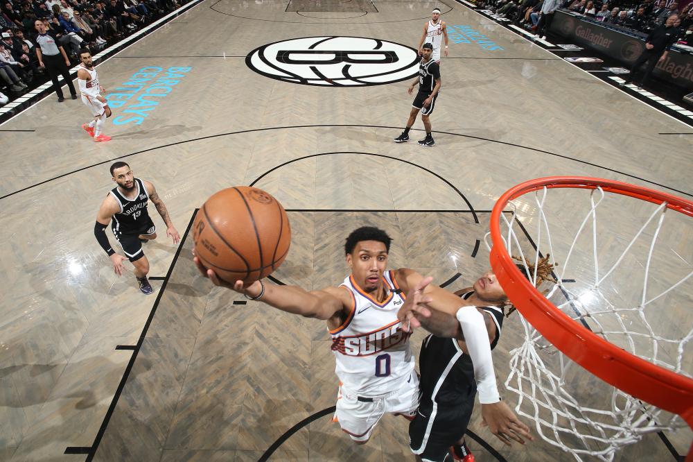 在多条战线 在多条战线